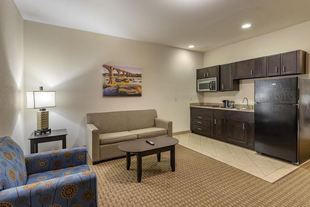 Stay-Over Suites photo 13