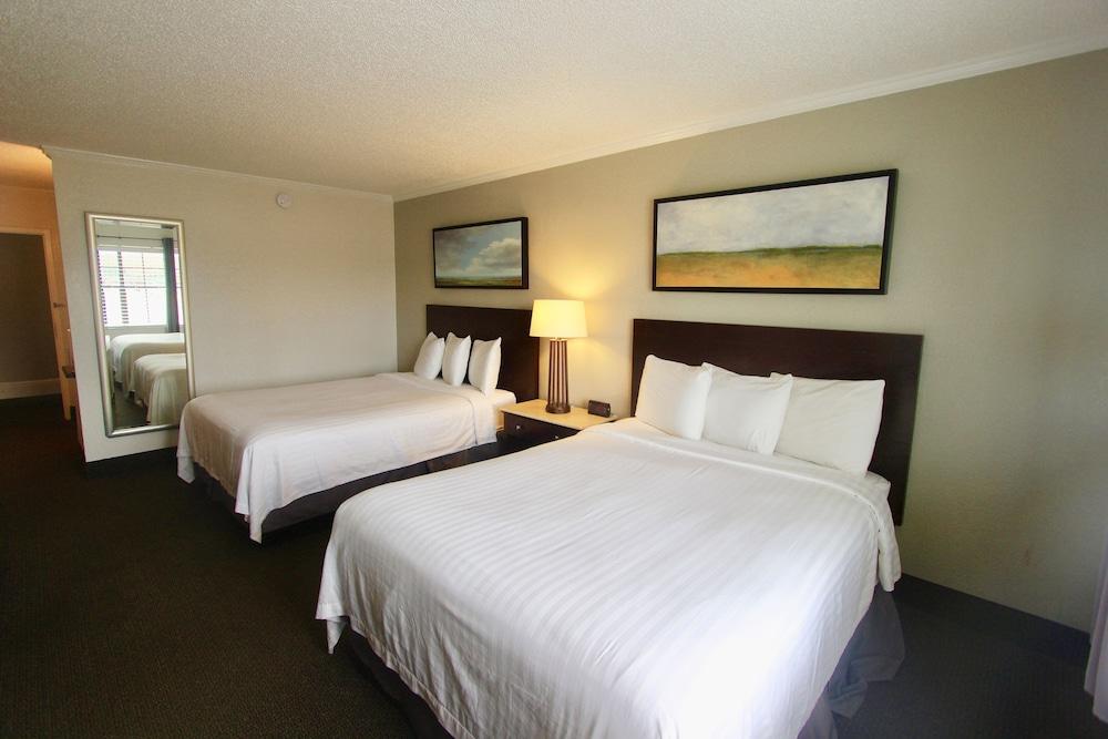 At Home Inn & Suites photo 16
