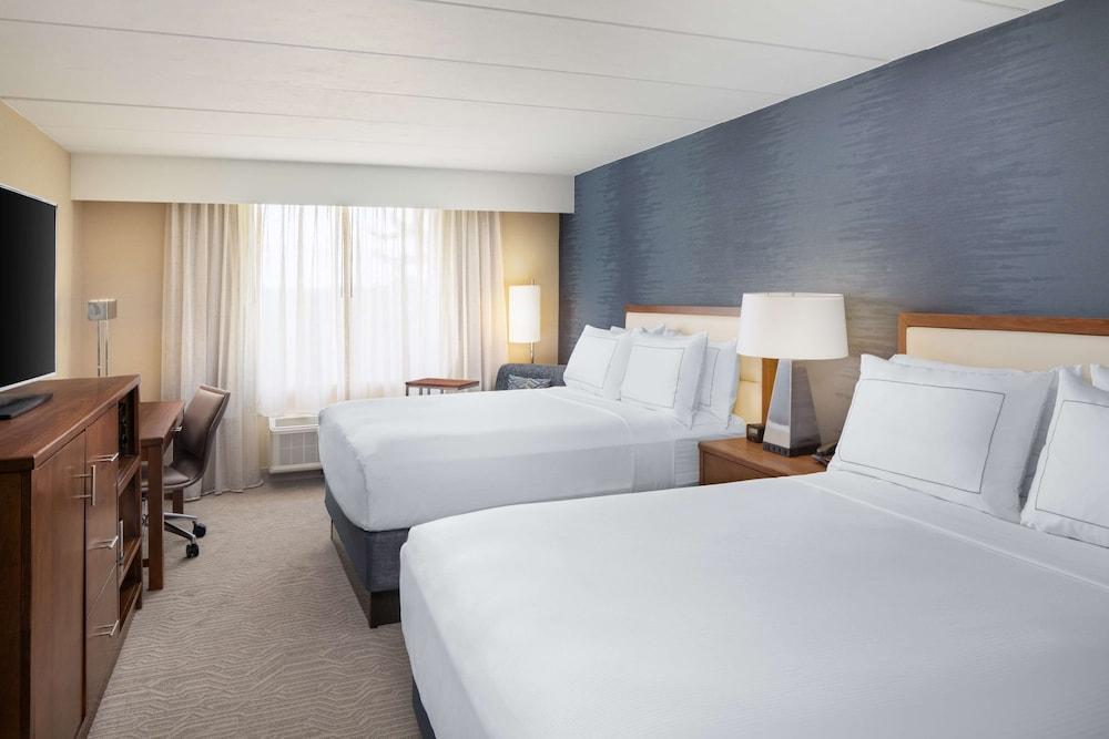 DoubleTree by Hilton Ann Arbor North photo 7
