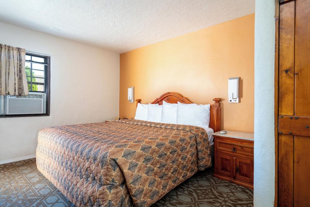 King's Rest Court Inn photo 26