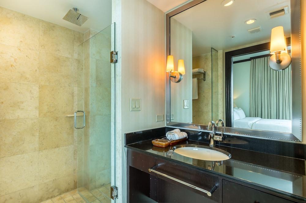 SBV Luxury Ocean Hotel Suites photo 24