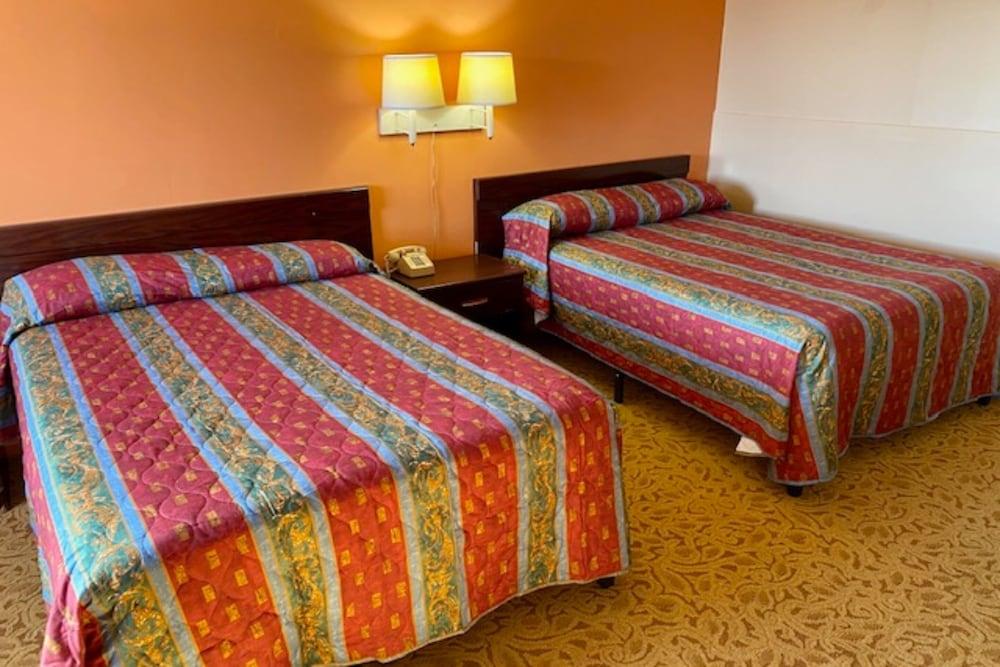 Red Carpet Inn & Suites Lima photo 29