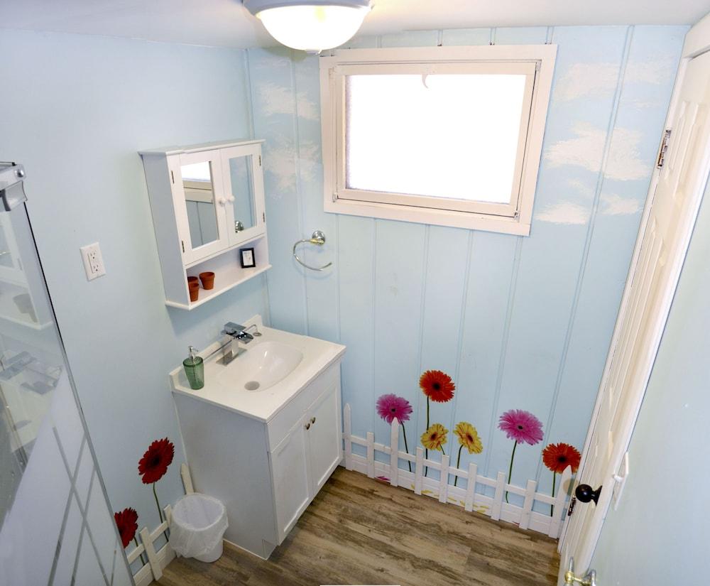 Whitehall Cottages photo 15