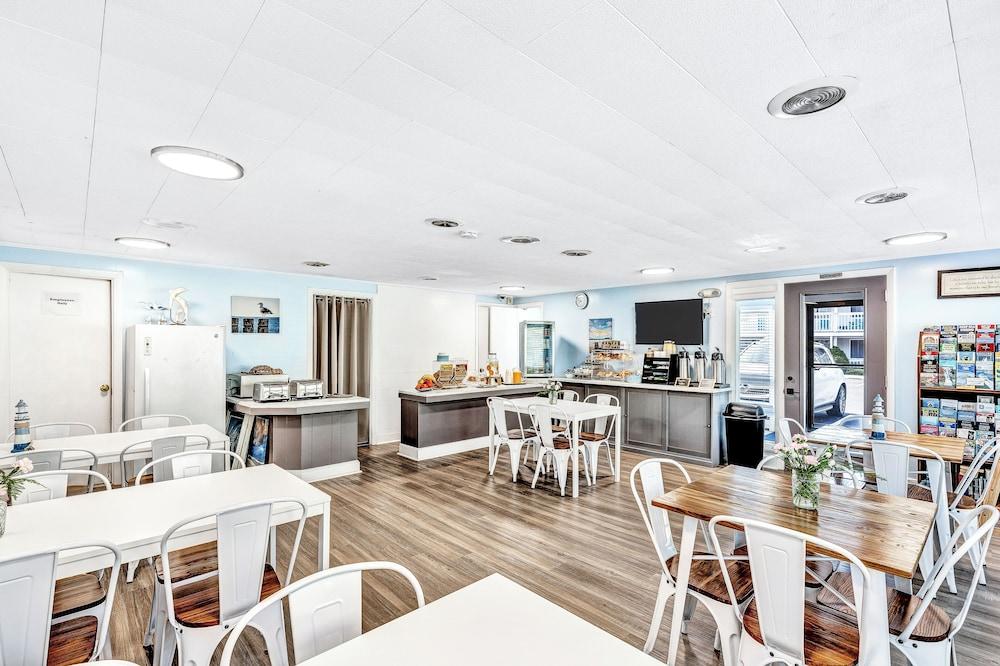 Ocean Breeze Motel photo 14