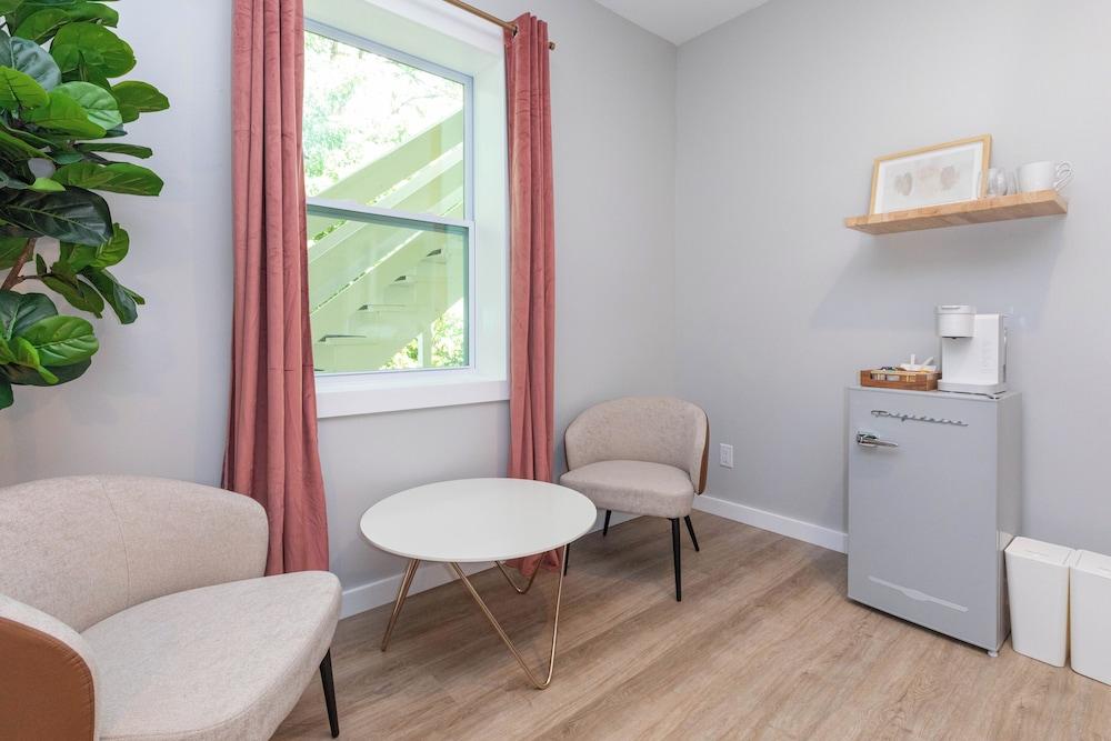 The Dogwood photo 23