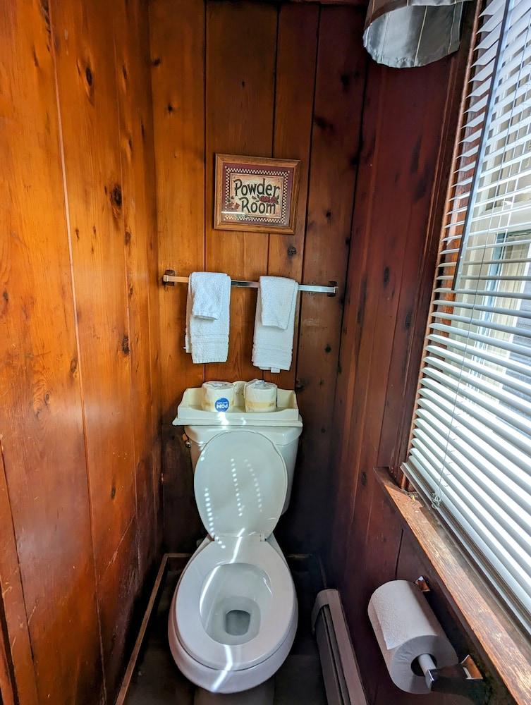 Riverside Motel photo 63