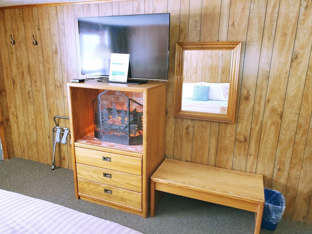 White Mountain Motel And Cottages photo 23