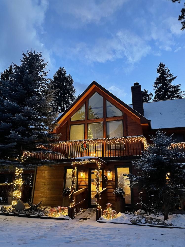 Aspen Winds on Fall River photo 37