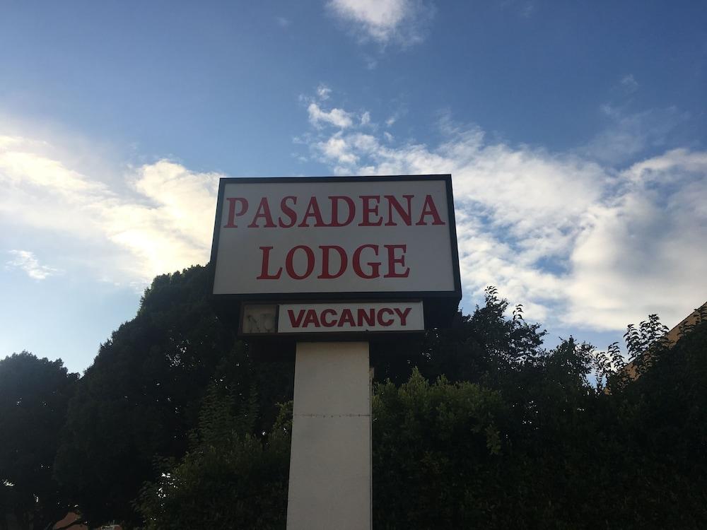 Pasadena Lodge photo 19