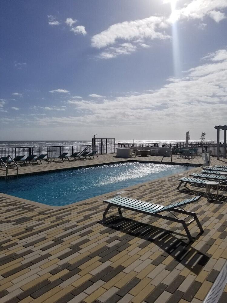 Home2 Suites by Hilton Ormond Beach Oceanfront photo 14