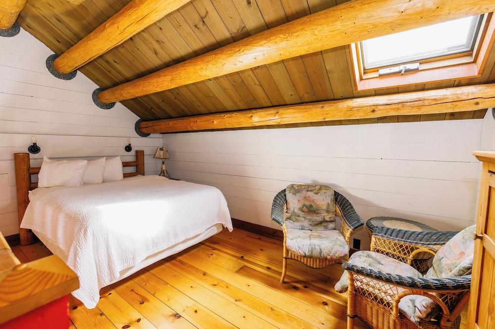 Drummond Island Resort photo 59