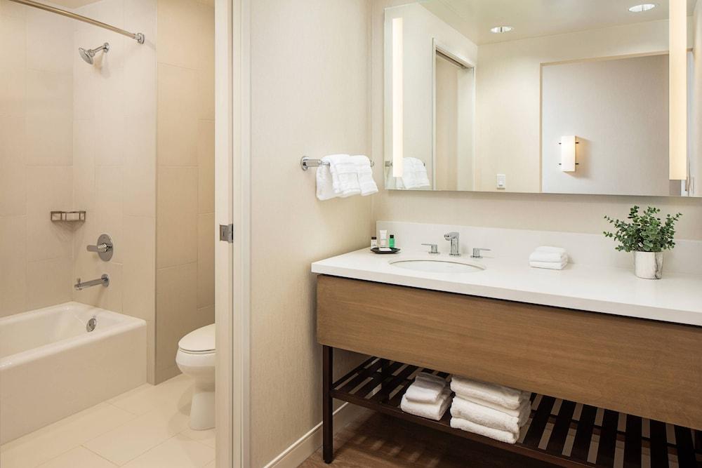 Sheraton Carlsbad Resort & Spa photo 83