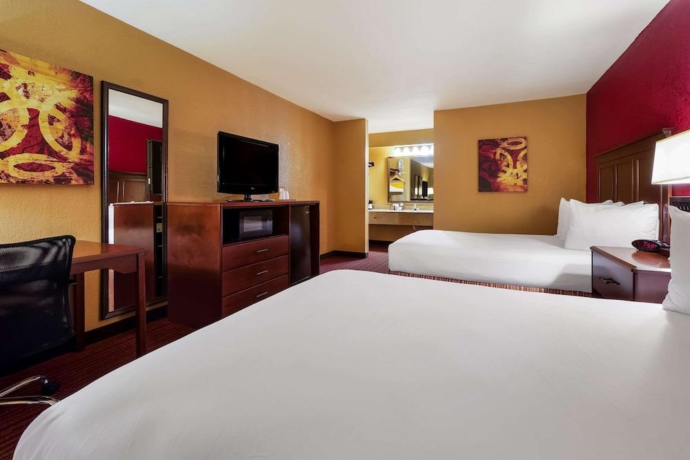 Quality Inn & Suites West Helena photo 9