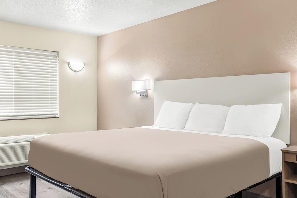 Welcome Suites photo 13