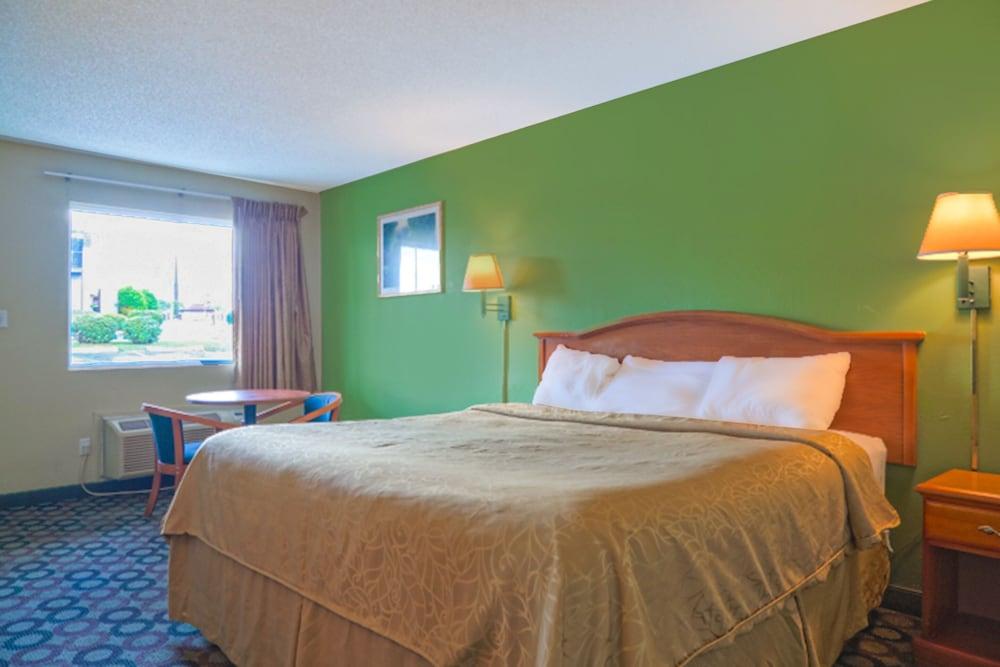 Economy Inn By OYO Ashburn photo 16