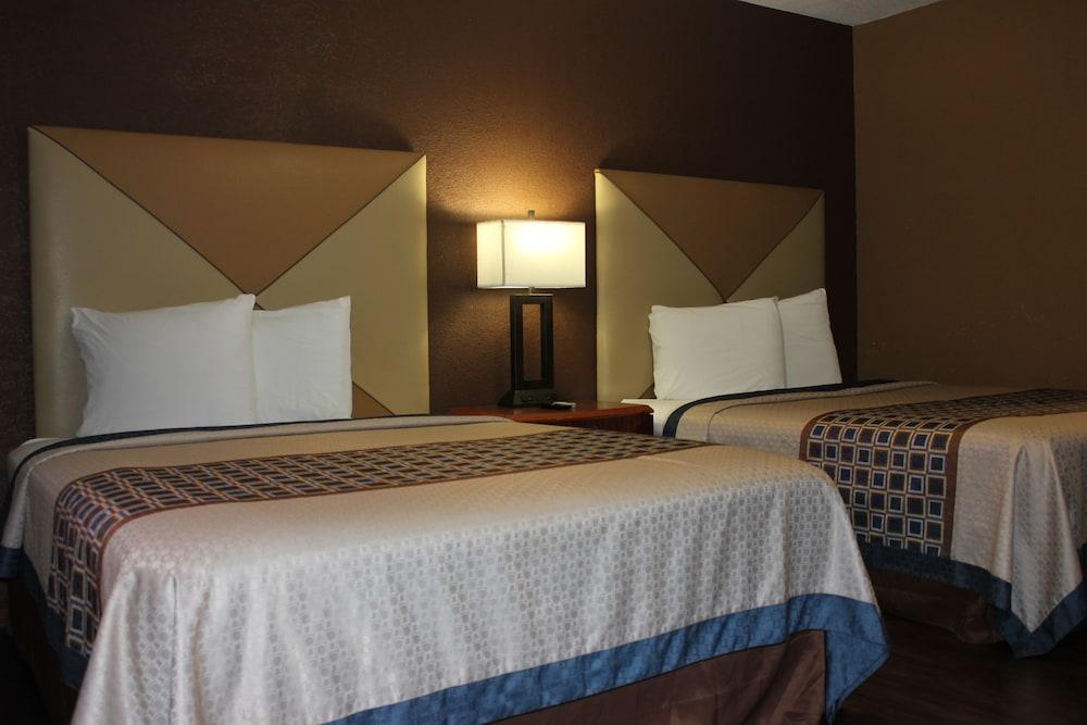 Econo Lodge Oskaloosa photo 44