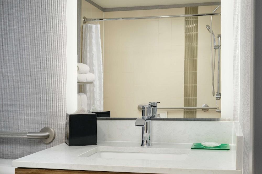 Hyatt Place Greensboro photo 15