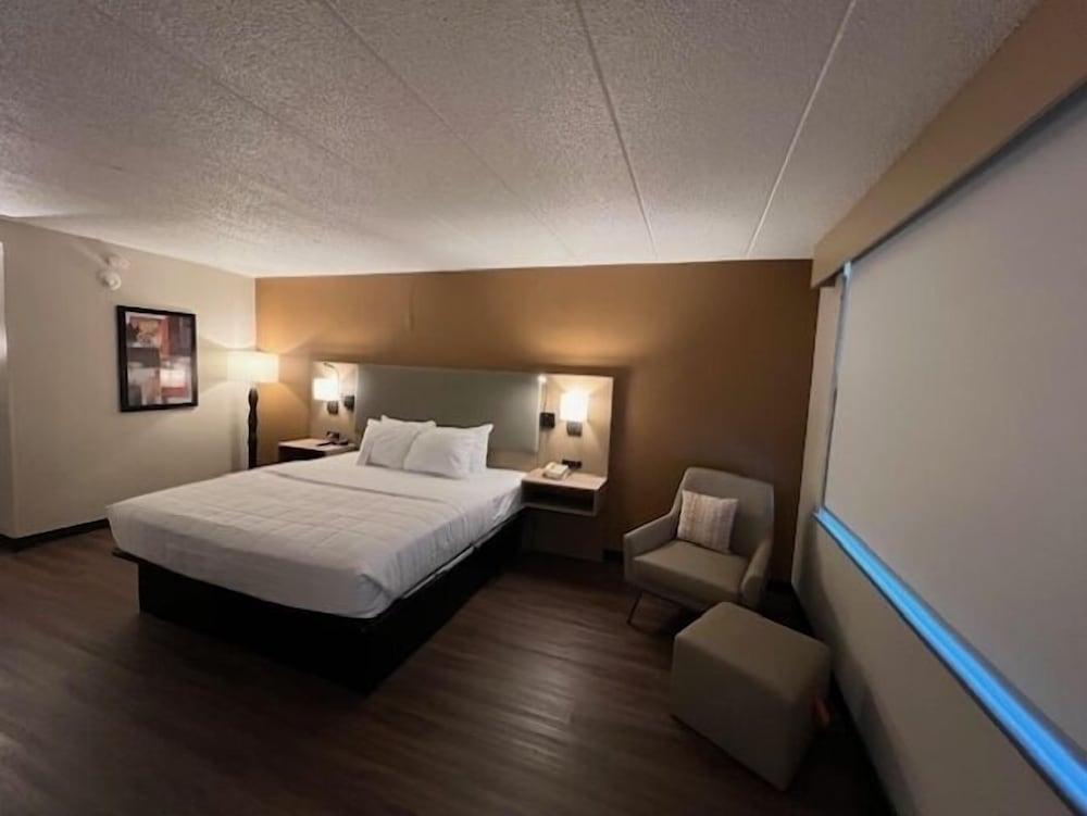 Lansing Delta West Hotel photo 3