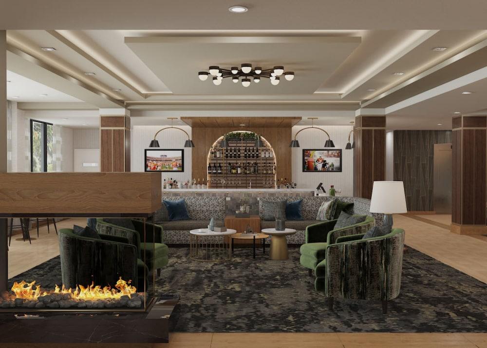 Hotel Indigo Gatlinburg Downtown by IHG photo 1