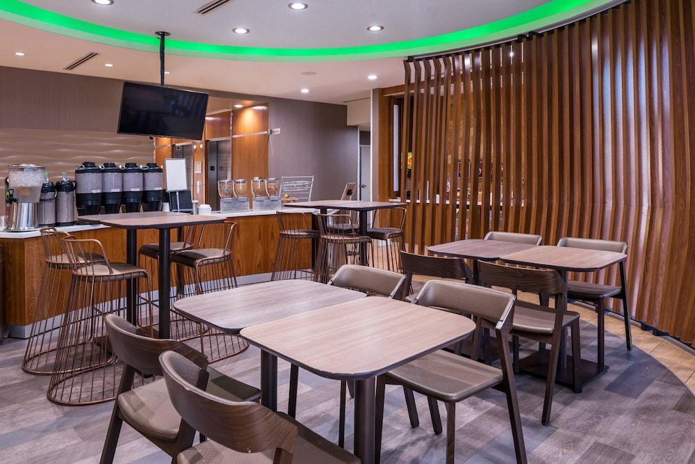Springhill Suites by Marriott Temecula Wine Country photo 17