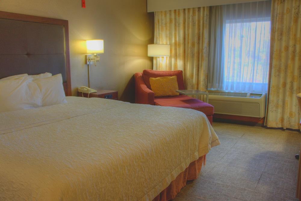Wingate by Wyndham Steubenville photo 5