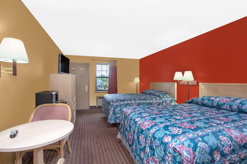 Knights Inn Wildersville photo 3
