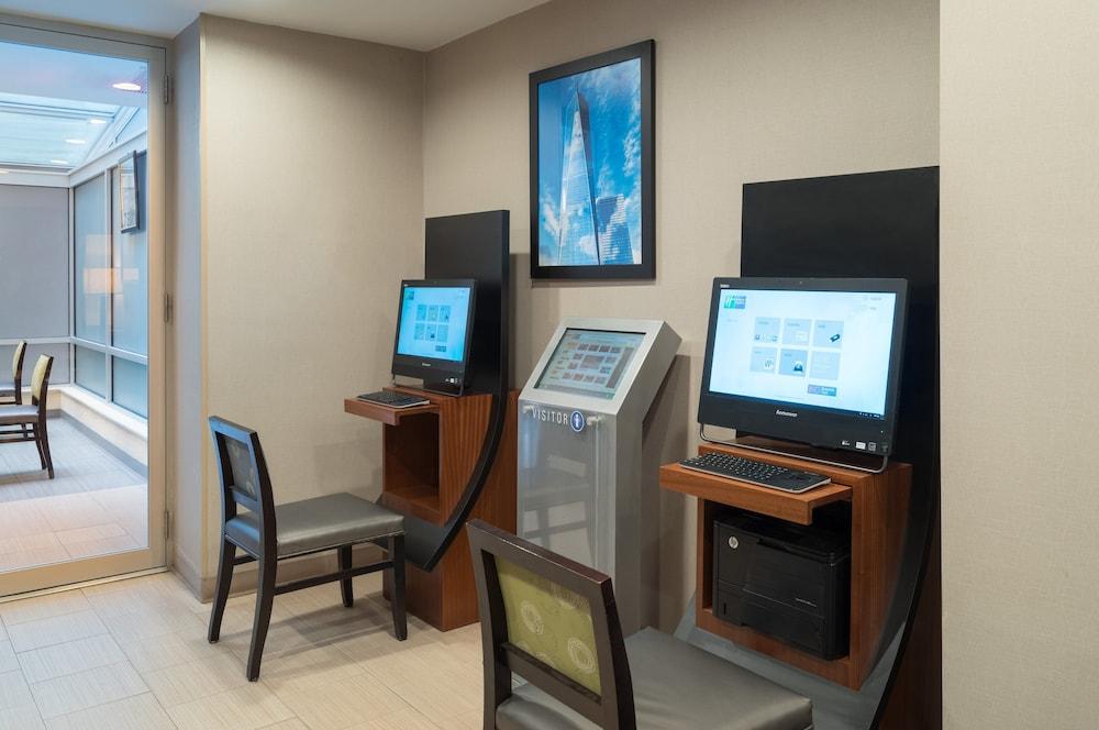 Holiday Inn Express New York City- Wall Street by IHG photo 27
