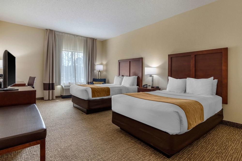 Comfort Inn & Suites Camden photo 12