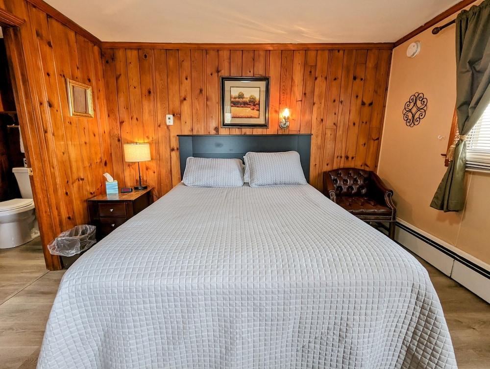 Riverside Motel photo 81