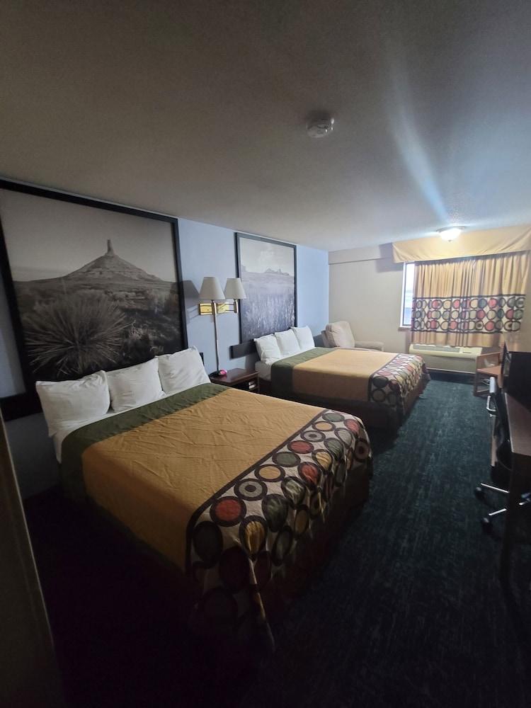 Super 8 by Wyndham Valentine NE photo 9