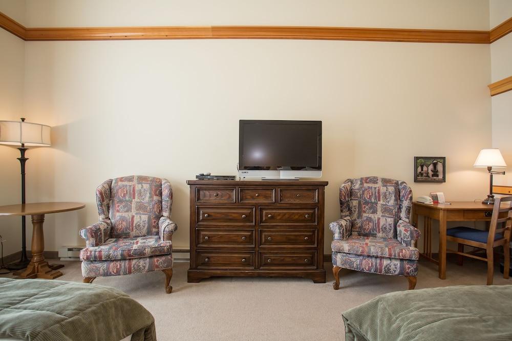 The Inn at Solitude photo 46
