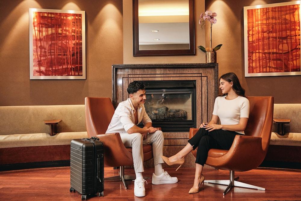 Central Loop Hotel photo 34