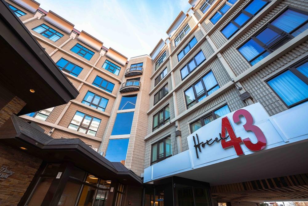 Hotel 43 photo 27