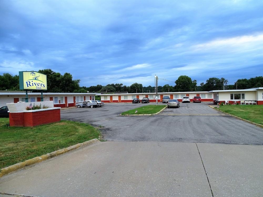 Rivers Inn Fort Madison — hotel in Fort Madison