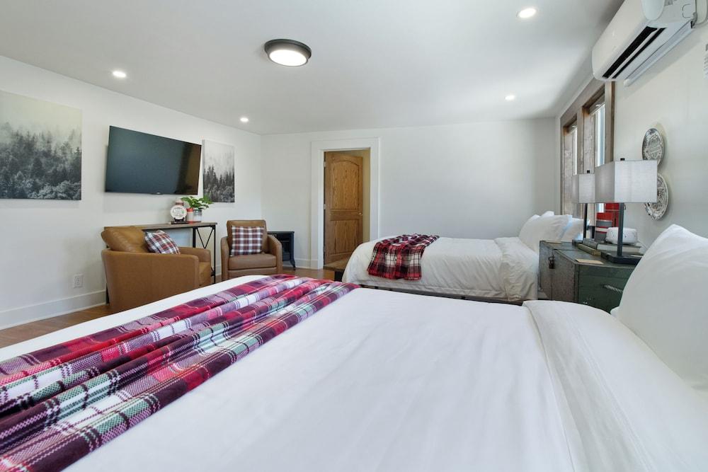 The Commercial Hotel photo 7