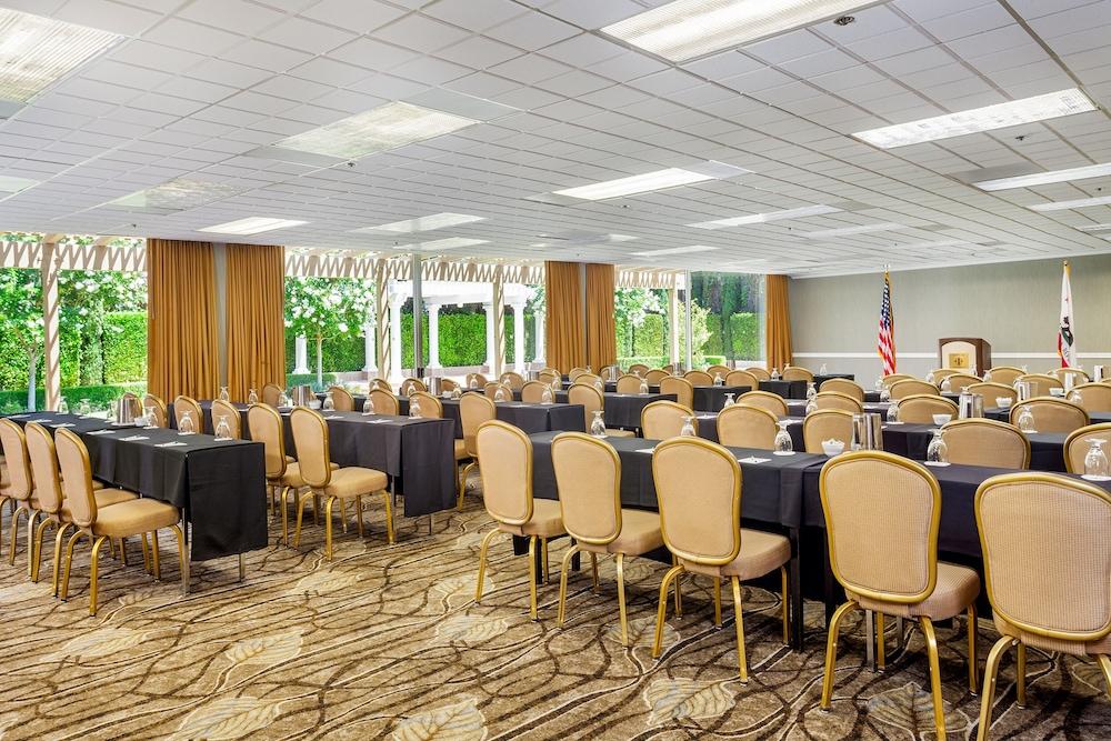 Handlery Hotel photo 31