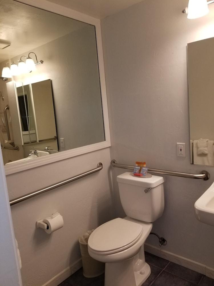 Tamarack Beach Resort Hotel photo 9