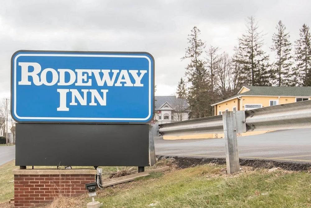 Rodeway Inn Towanda photo 31