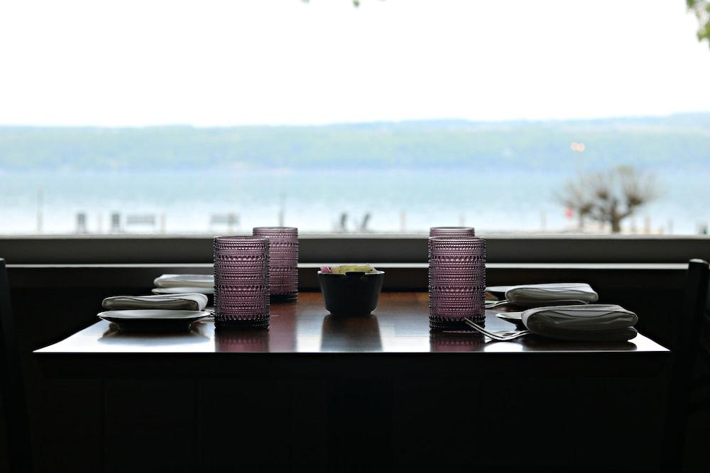 Plum Point Lodge photo 17