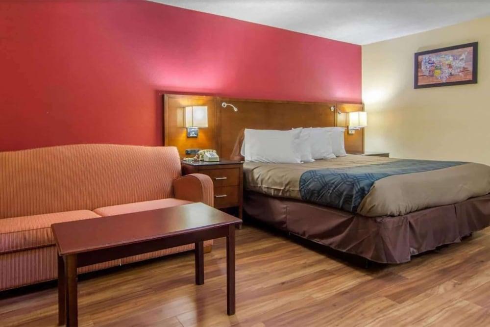 Travelodge by Wyndham Forsyth photo 14