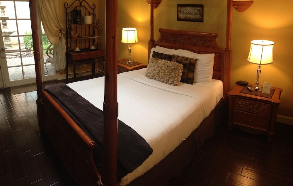 Glen Ellen Inn photo 21