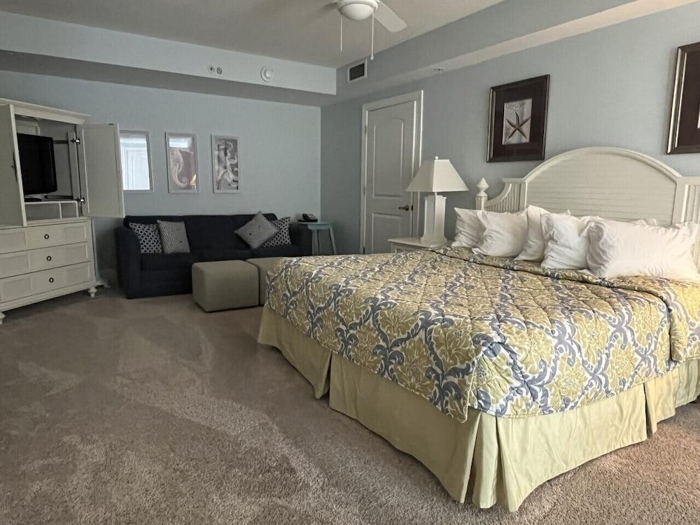 Miramar Condominiums photo 34