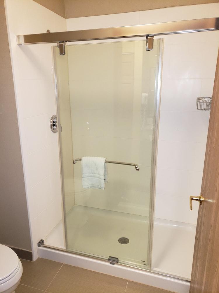 Comfort Suites Wisconsin Dells Area photo 55