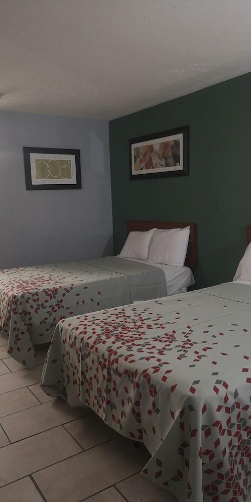 American Value Inn photo 6
