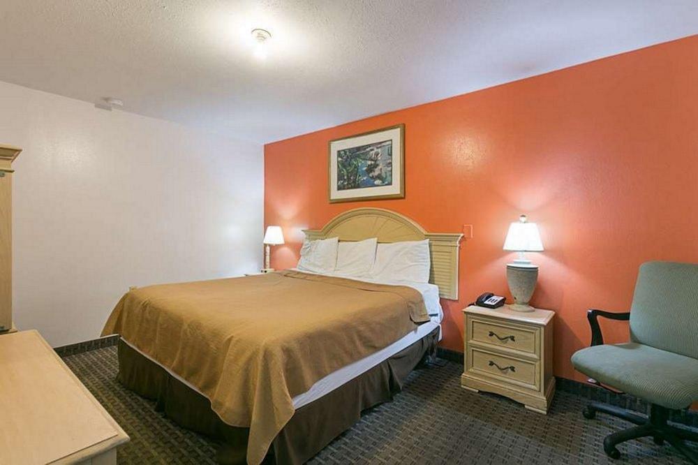 Rodeway Inn & Suites Enterprise photo 4