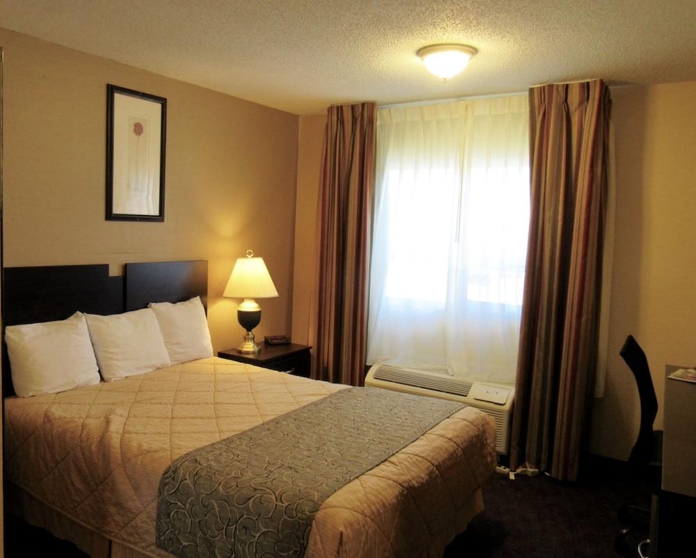 Red Rock Inn photo 7