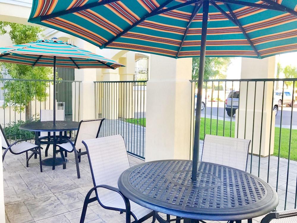 Club De Soleil All-Suite Resort photo 15