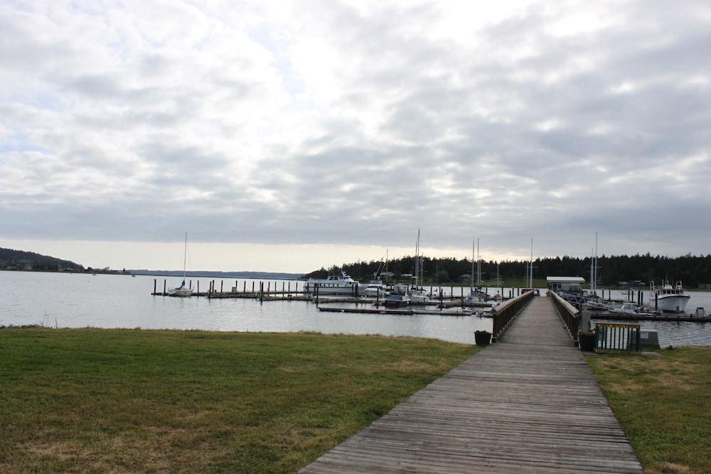Lopez Islander Resort photo 76