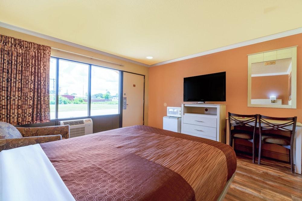 River Valley Motor Inn photo 14