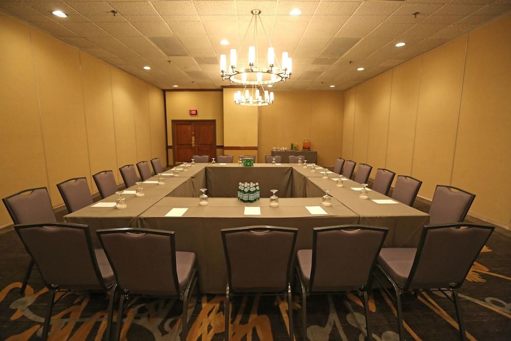DoubleTree Suites by Hilton Hotel McAllen photo 30
